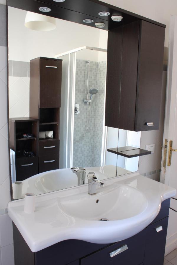Appartamento Re Di Roma/Cozy Flat For Six Persons Rome Exterior photo